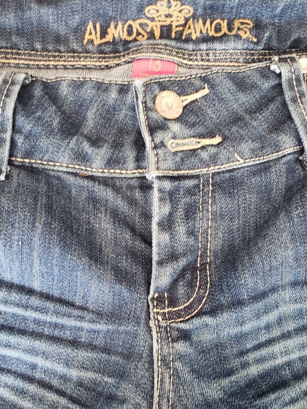 Almost Famous Distressed Jeans- Junios Sz 13 - Picture 5 of 7